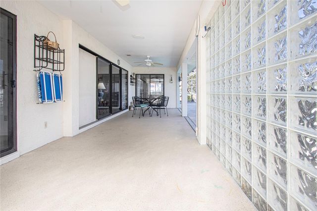 1853 WOLF LAUREL DRIVE, Sun City Center, FL 33573