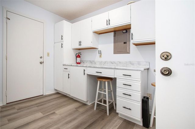 1853 WOLF LAUREL DRIVE, Sun City Center, FL 33573