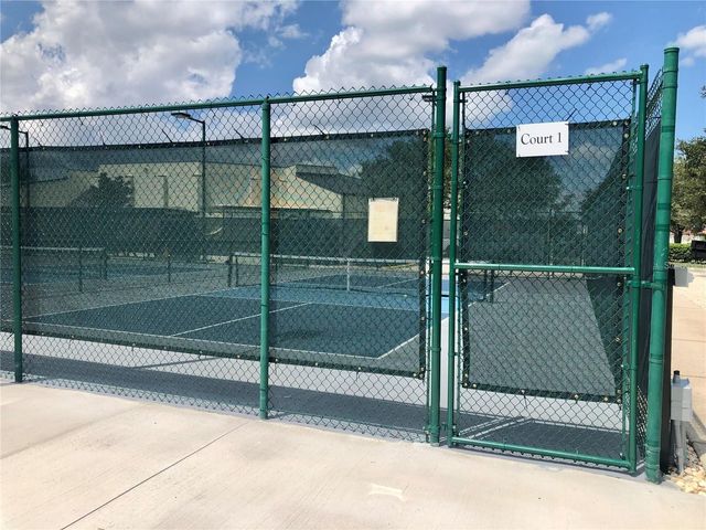 1853 WOLF LAUREL DRIVE, Sun City Center, FL 33573