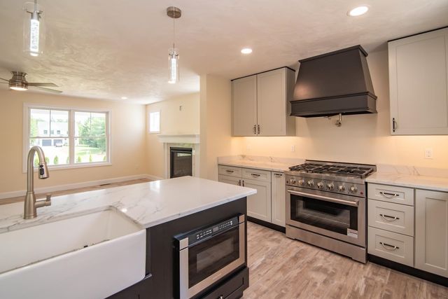 1 Tanya Lane, Brentwood, NH 03833