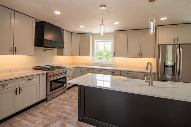 1 Tanya Lane, Brentwood, NH 03833