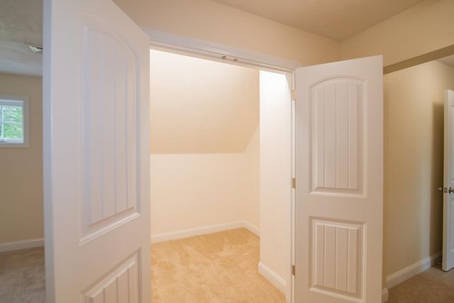 1 Tanya Lane, Brentwood, NH 03833