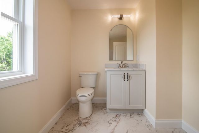 1 Tanya Lane, Brentwood, NH 03833