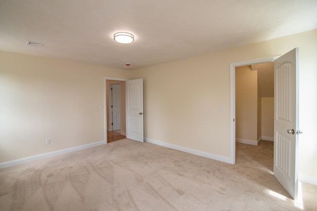 1 Tanya Lane, Brentwood, NH 03833