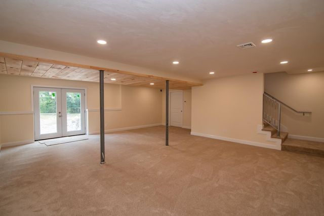 1 Tanya Lane, Brentwood, NH 03833