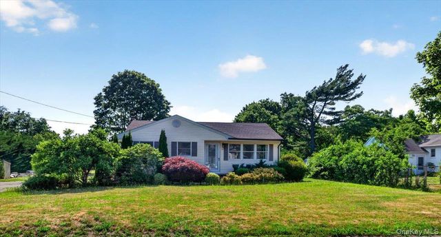 66 Fuoco Road, Bellport, NY 11713