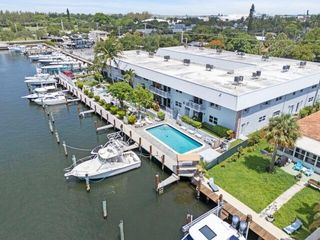 2400 NE 16TH Street 212, Pompano Beach, FL 33062