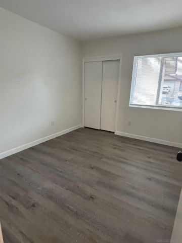 11385 Almazon St, San Diego, CA 92129