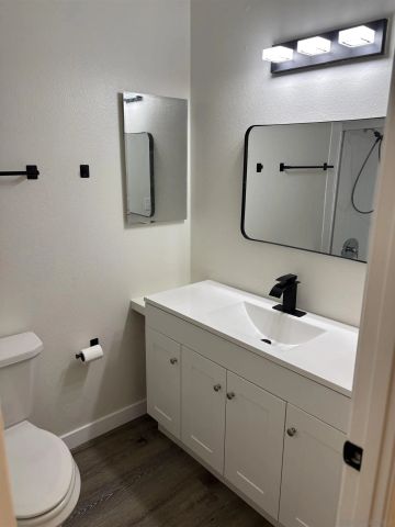 11385 Almazon St, San Diego, CA 92129