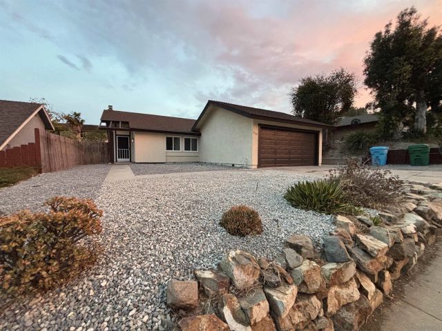 11385 Almazon St, San Diego, CA 92129