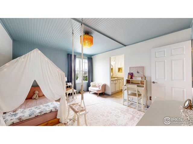 4289 Bluffview Dr, Loveland, CO 80537