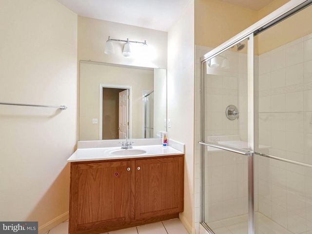 2817 COMPASS CIR, Woodbridge, VA 22191