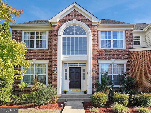 2817 COMPASS CIR, Woodbridge, VA 22191