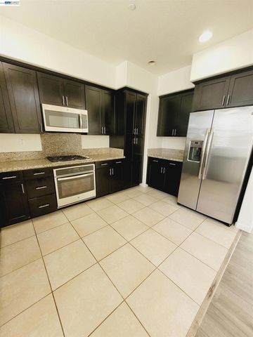 2100 Carrara St, Brentwood, CA 94513