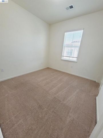 2100 Carrara St, Brentwood, CA 94513