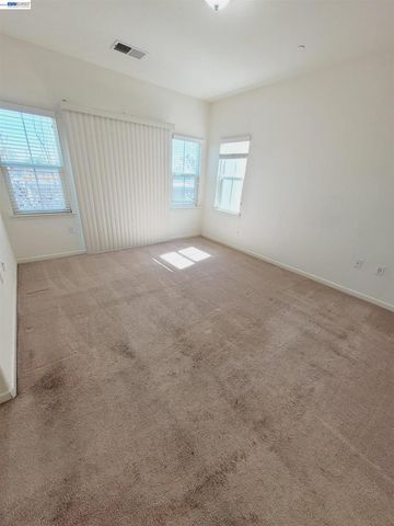 2100 Carrara St, Brentwood, CA 94513