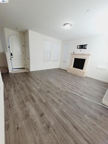 2100 Carrara St, Brentwood, CA 94513