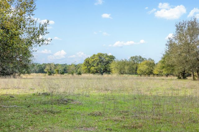 1017 New Ulm Road, Cat Spring, TX 78933