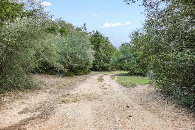 1017 New Ulm Road, Cat Spring, TX 78933