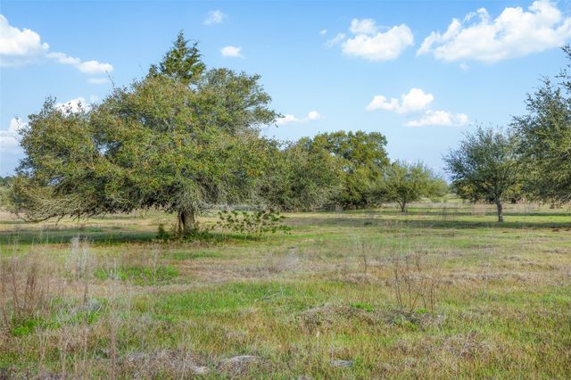 1017 New Ulm Road, Cat Spring, TX 78933