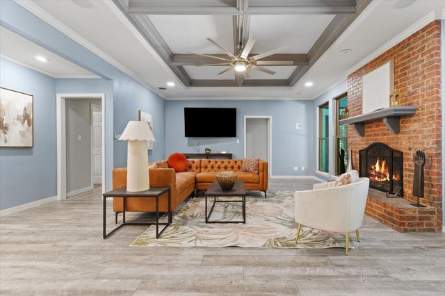 1518 Windsor Forest Trail, Keller, TX 76262