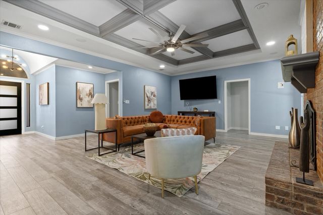 1518 Windsor Forest Trail, Keller, TX 76262