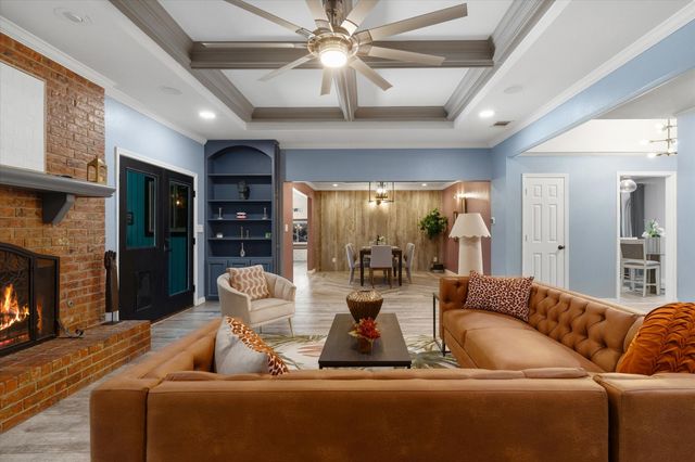 1518 Windsor Forest Trail, Keller, TX 76262