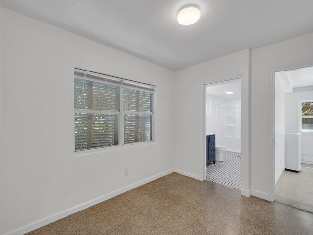 856 Dahlia Lane A, Vero Beach, FL 32963