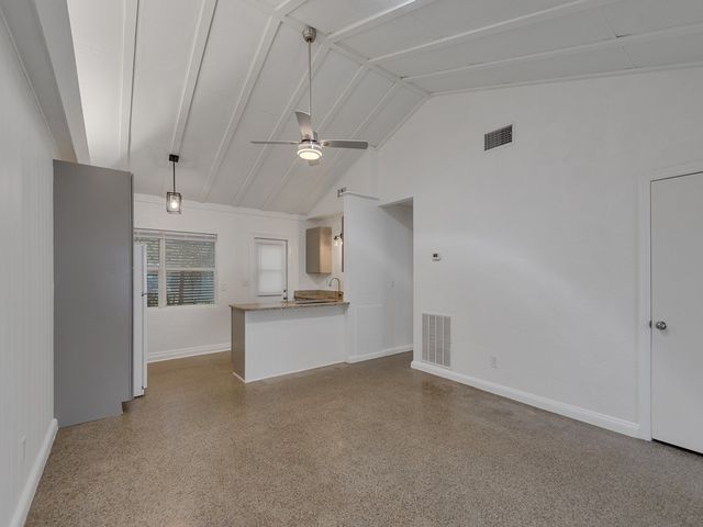 856 Dahlia Lane A, Vero Beach, FL 32963