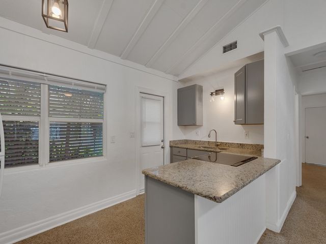 856 Dahlia Lane A, Vero Beach, FL 32963