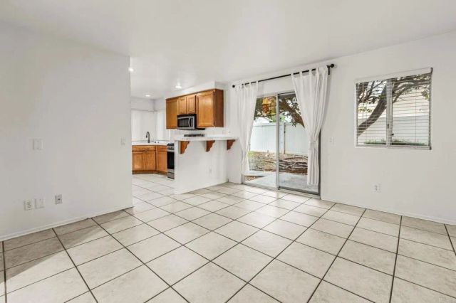857 Rock Ridge Court, Corona, CA 92878