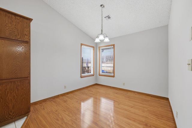 5211 S Mosley St, Wichita, KS 67216