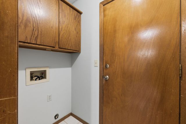 5211 S Mosley St, Wichita, KS 67216