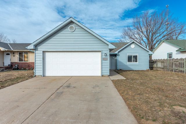 5211 S Mosley St, Wichita, KS 67216