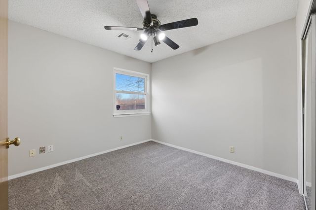 5211 S Mosley St, Wichita, KS 67216