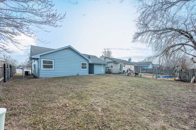 5211 S Mosley St, Wichita, KS 67216