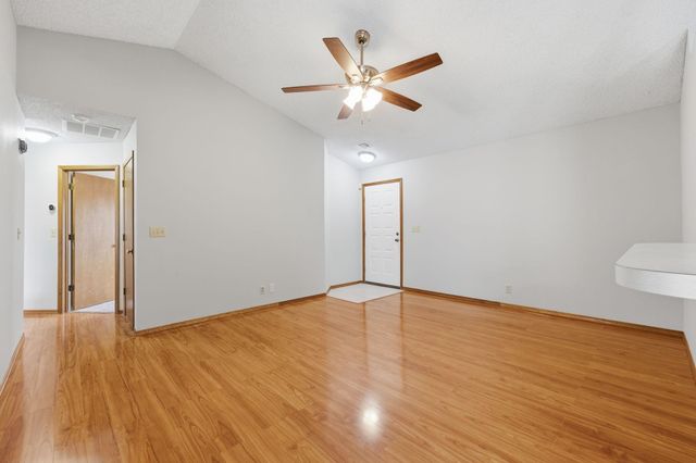 5211 S Mosley St, Wichita, KS 67216