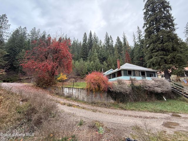 27 Daisy Loop, Mullan, ID 83846