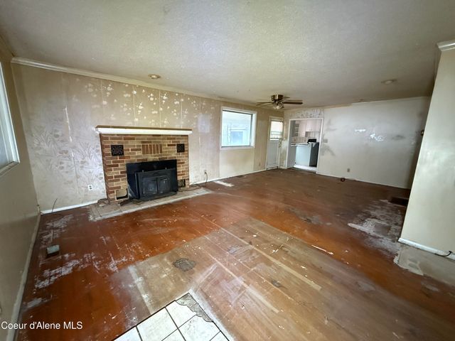 27 Daisy Loop, Mullan, ID 83846