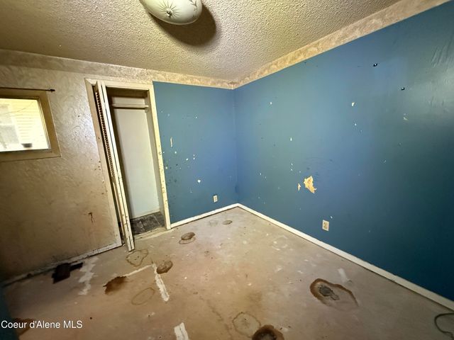 27 Daisy Loop, Mullan, ID 83846