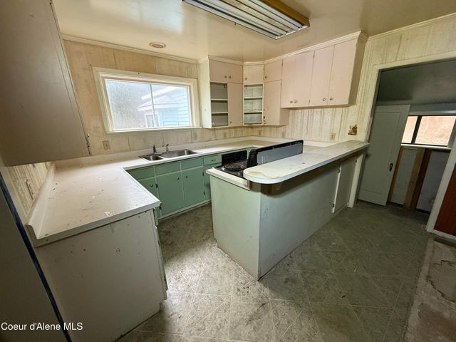 27 Daisy Loop, Mullan, ID 83846