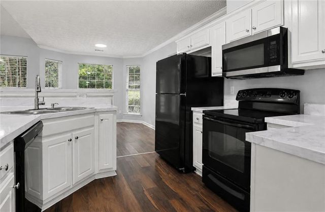 250 Dillion Drive, Hampton, GA 30228