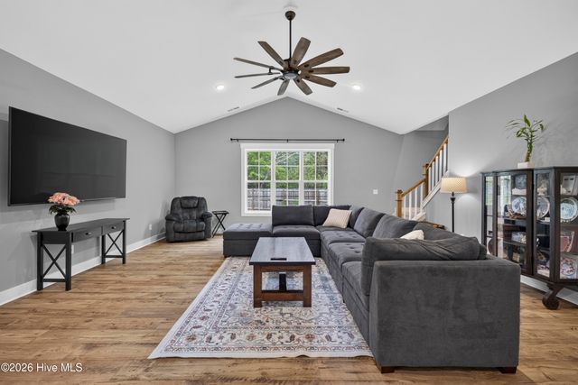 203 E Frampton Court, Hampstead, NC 28443