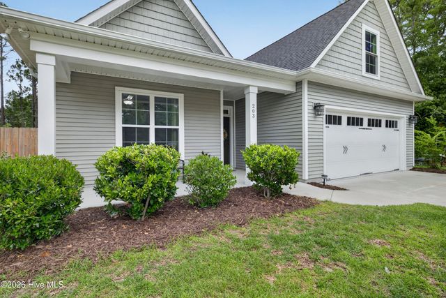 203 E Frampton Court, Hampstead, NC 28443