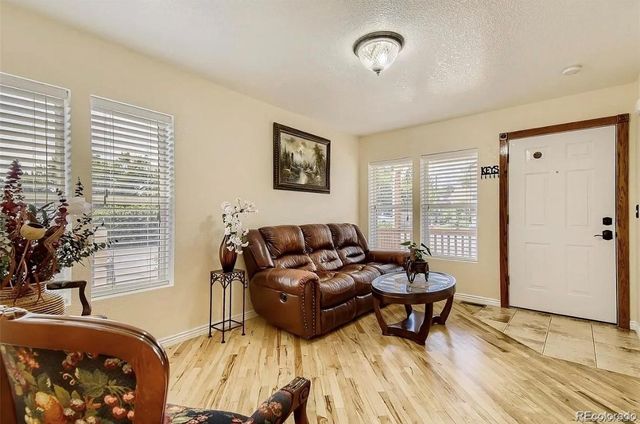 1453 S Pierce Street, Lakewood, CO 80232