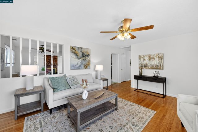 15274 Laverne Dr, San Leandro, CA 94579