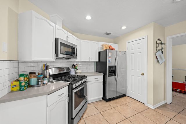 4106 Rocky Bend Drive, Sugar Land, TX 77479