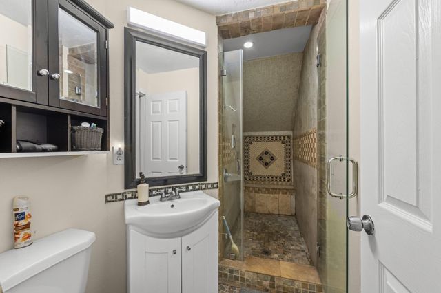 4106 Rocky Bend Drive, Sugar Land, TX 77479