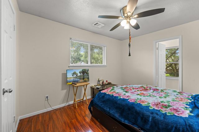 4106 Rocky Bend Drive, Sugar Land, TX 77479