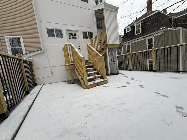 10 Beech St 4, Cambridge, MA 02140